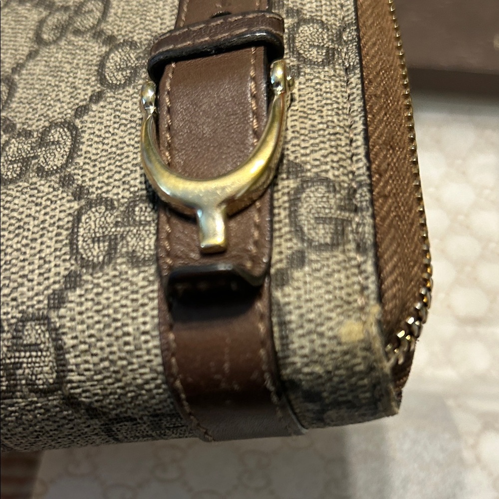 Gucci Tan and Brown GG Pattern Wallet - Picture 12 of 13